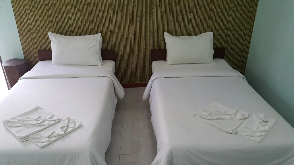 Garden House Resort
