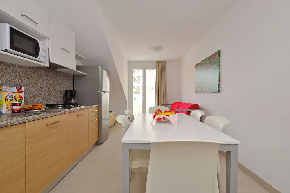 Seaside Escape for a Relaxing Stay