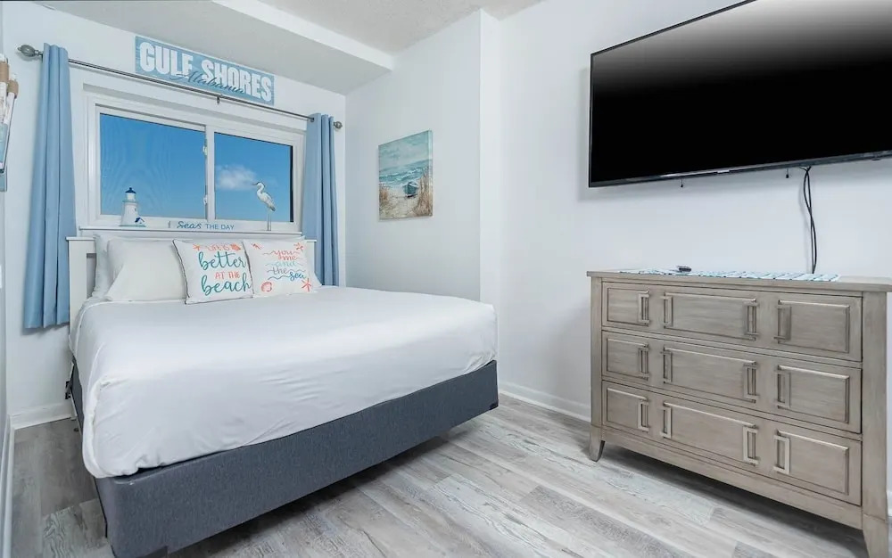 Royal Gulf Beach & Racquet Club 5302 1 Bedroom Condo