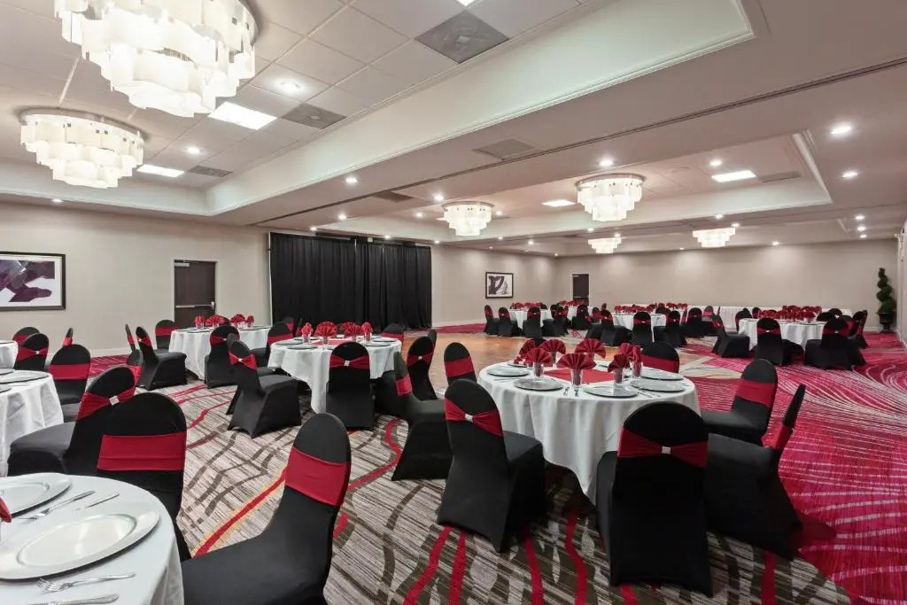 Crowne Plaza Silicon Valley North - Union City by IHG