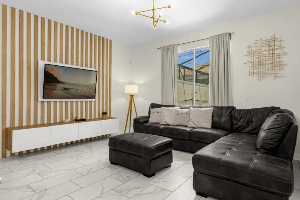 4 Bedroom/3 Bathroom Storey Lake (4900 WA), Kissimmee, US