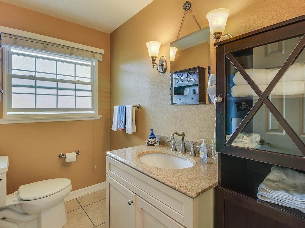 The Pirate's Cove - 5 Br Home