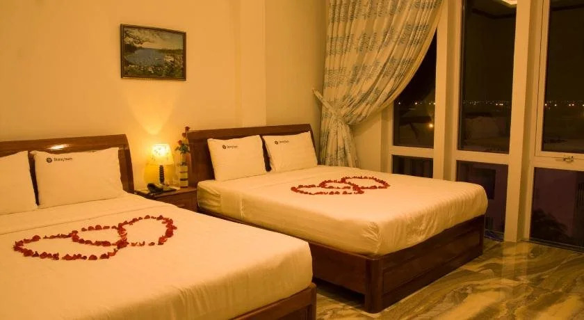 Dong Nam Hotel