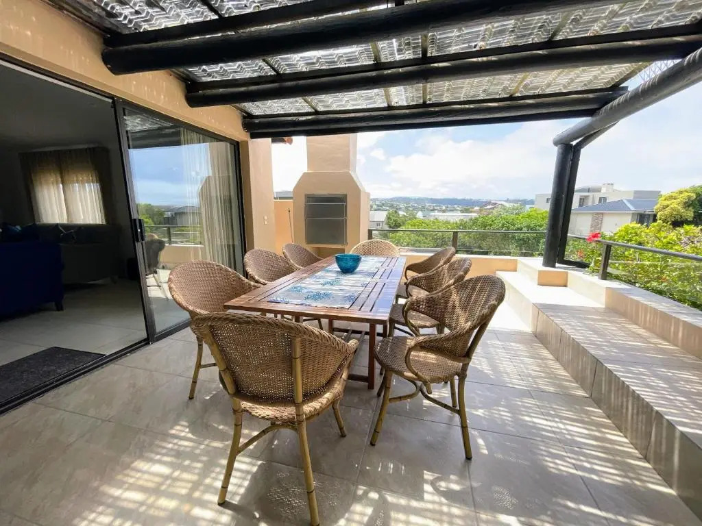 Sanctuary Beach Hideaway - 8 sleeper - 50m onto Robberg 5