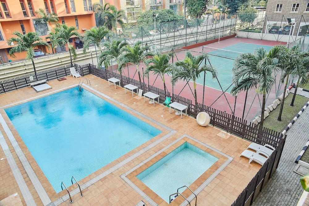Impeccable 3-bed Luxury Apartment in Ikoyi, Lagos