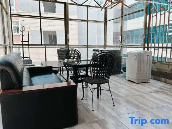 Shuijing Business Hotel