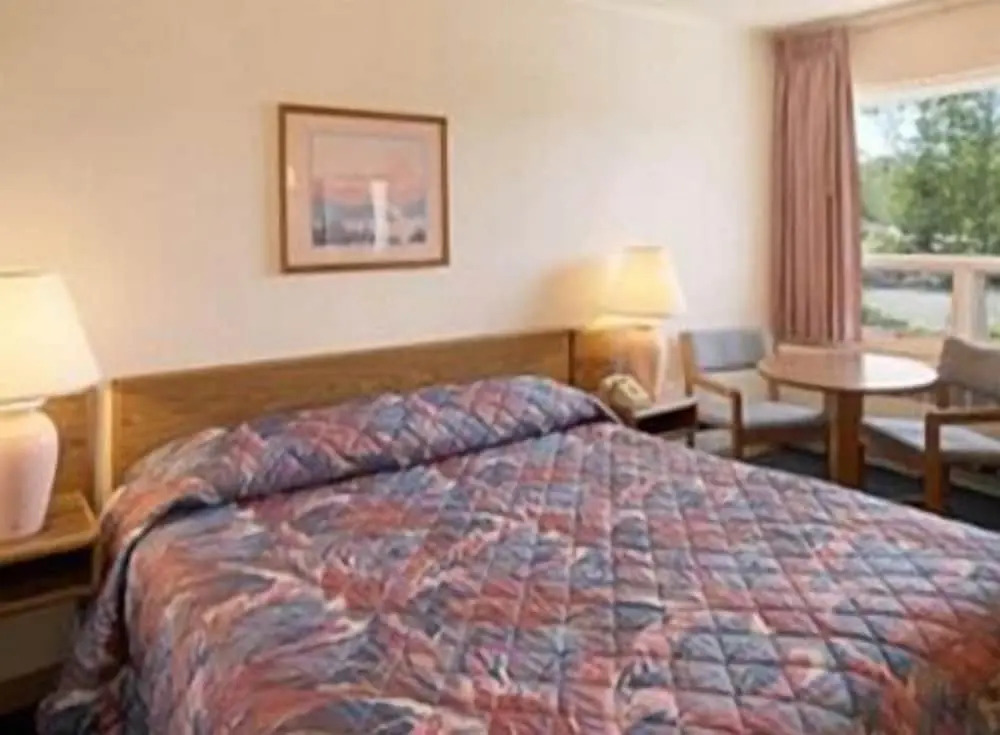 Aspen Inn