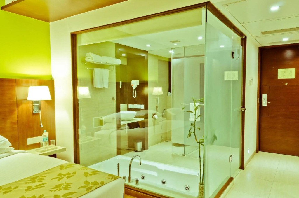 Ramee Grand Hotel and Spa, Pune