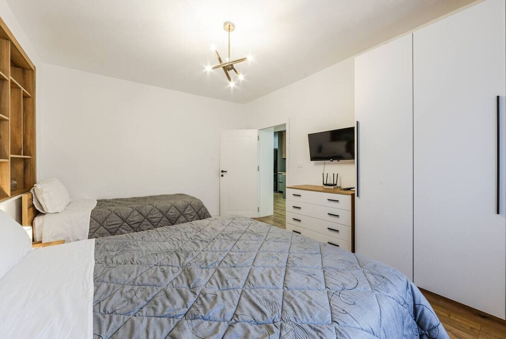 City Center Apartment Cozy 1BR With Patio