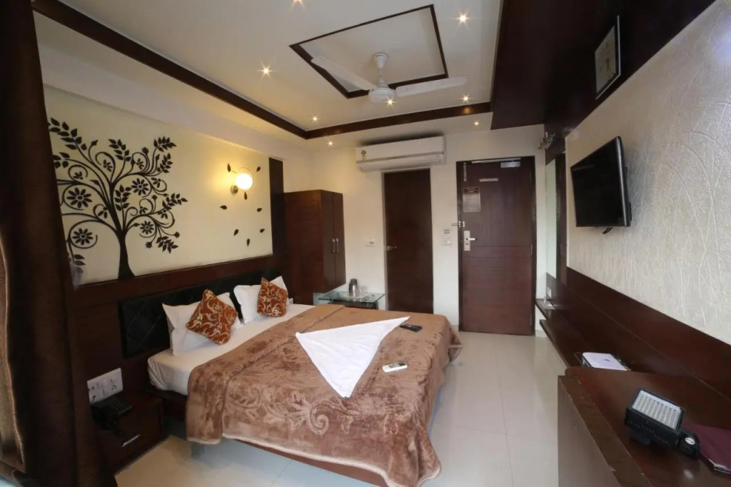 Hotel Grand Pragati