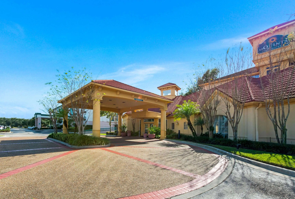 La Quinta by Wyndham USF