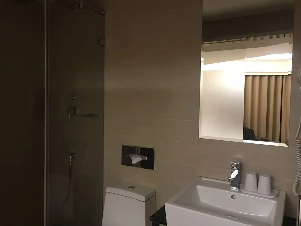 Open Room Hotel