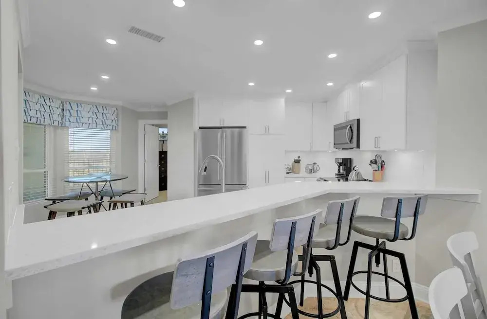 502 Summerhouse by Avantstay Ocean Front Condo w/ Community Pool Access