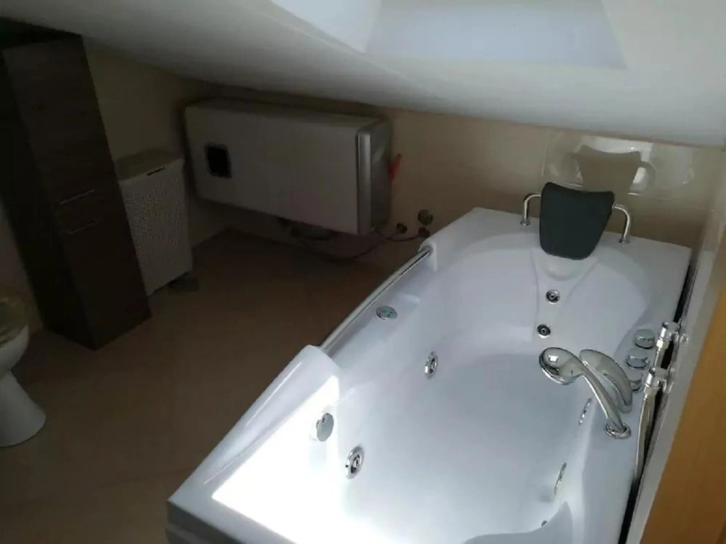 Holiday house Anabella - open swimming pool: Supetar, Island Brac