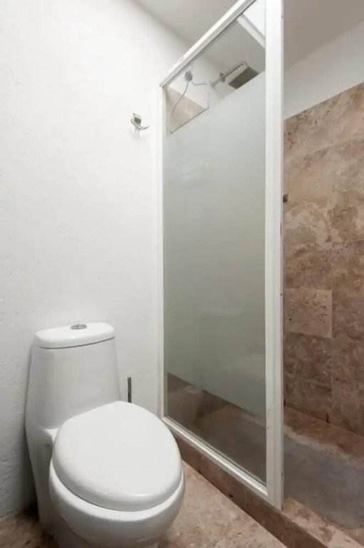 Casa Azul Lakeview Terrace Retreat in Avándaro