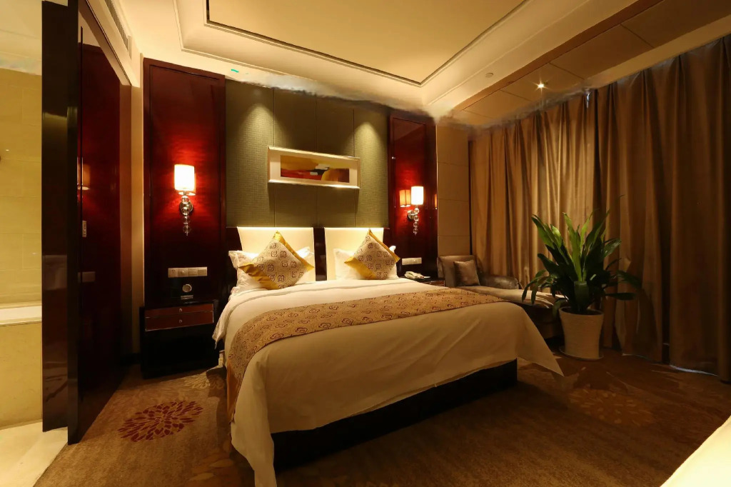 Zhongwei International Holiday Hotel