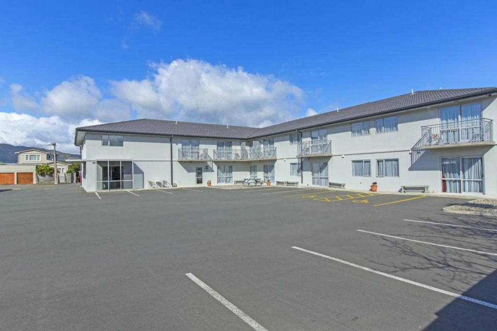 BKs Premier Motel Esplanade