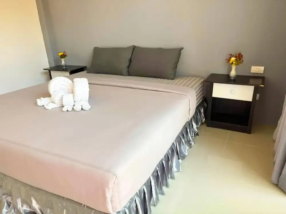 3 TIGERS Resort & Hostel