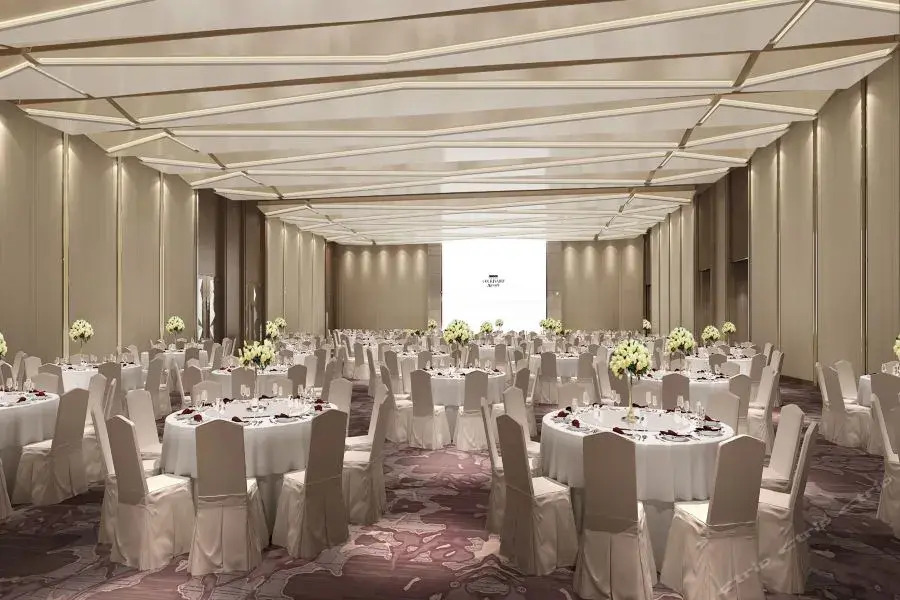 Jinan Inzone Royal Plaza Hotels