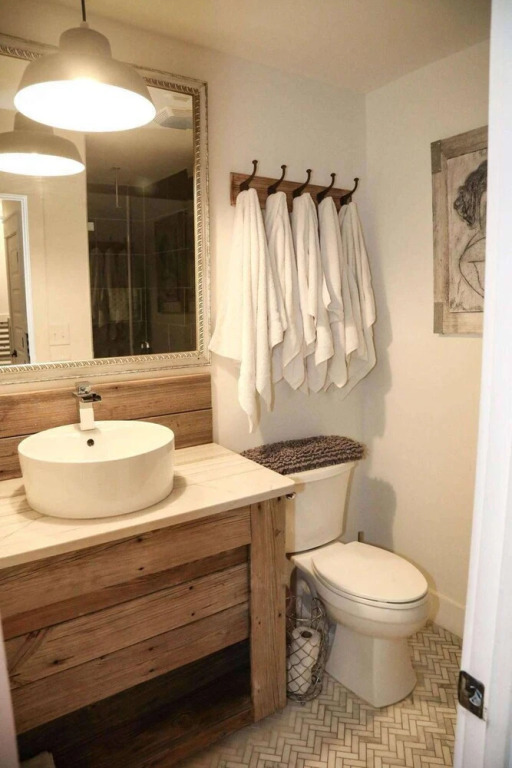 13225 Oleander Dr - The Quiet Lady by Blue Swell