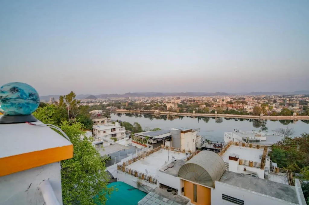 Hotel Ambavgarh Palace