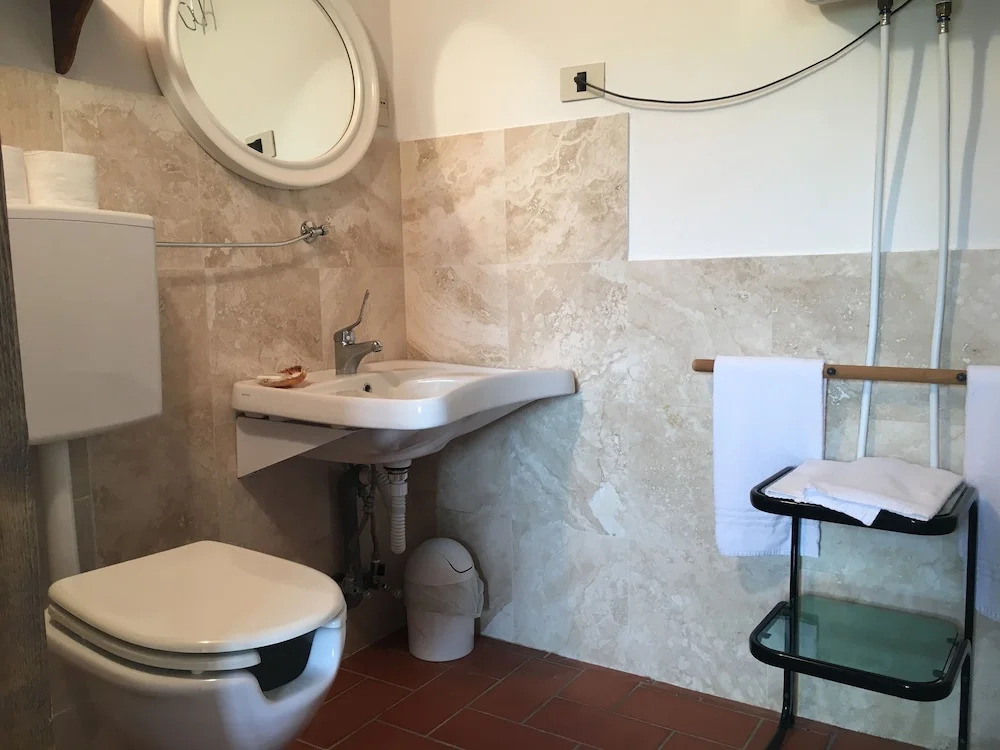 Poggio Baroni Agriturismo