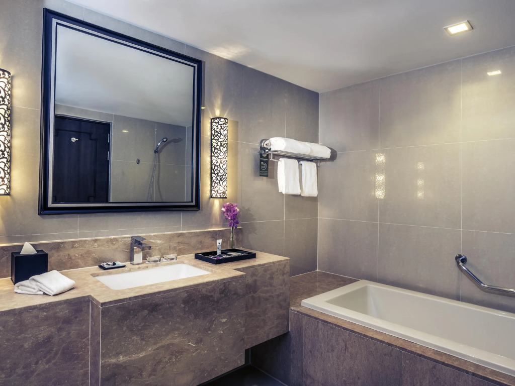 Отель Mercure Bangkok Sukhumvit 11