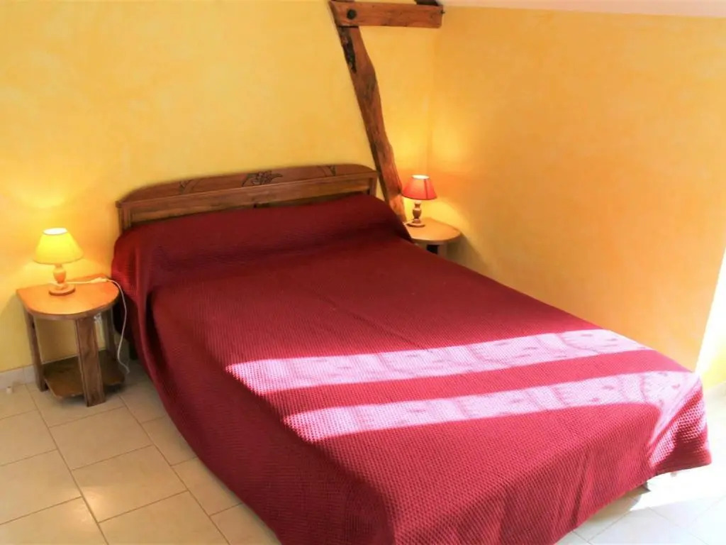 Gite Azerat, 4 pièces, 6 personnes - FR-1-616-138
