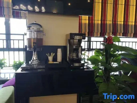 Wells Hotel (Foshan Yongrun Plaza Store)