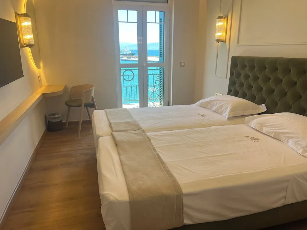 Aktaion City Hotel