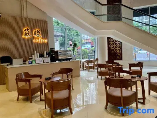 Grand Garden Hotel