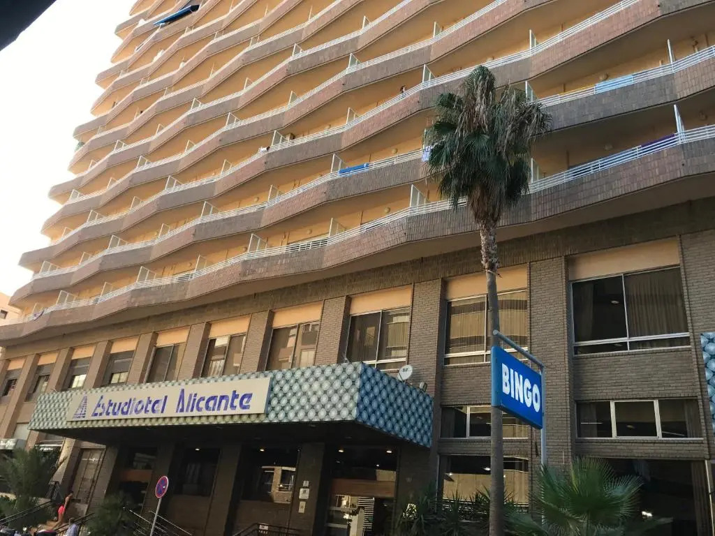 Luceros 310