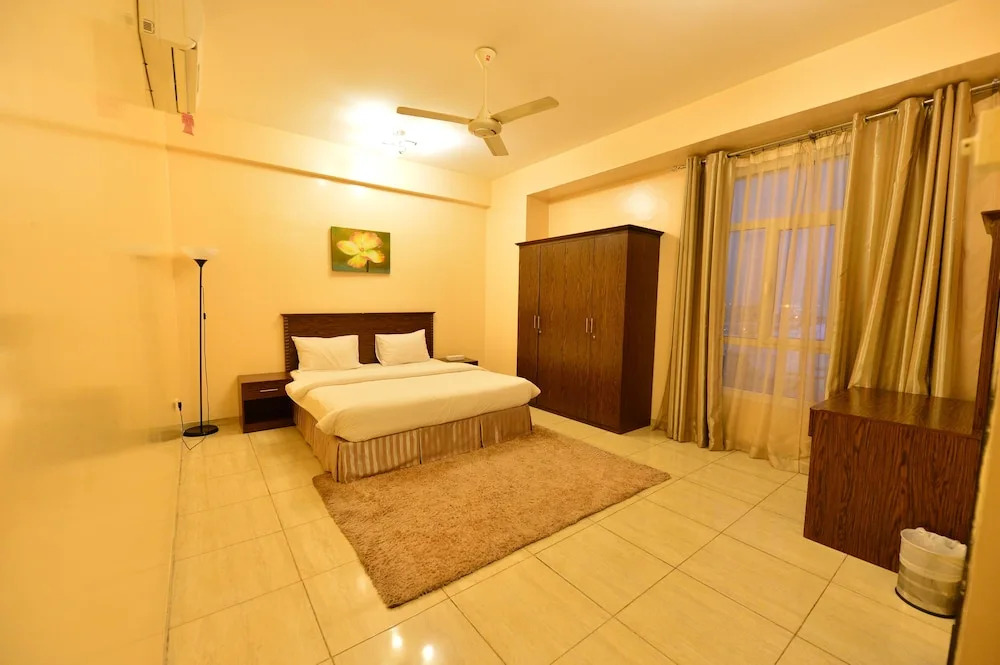 Husin Al Khaleej Hotel Apartment
