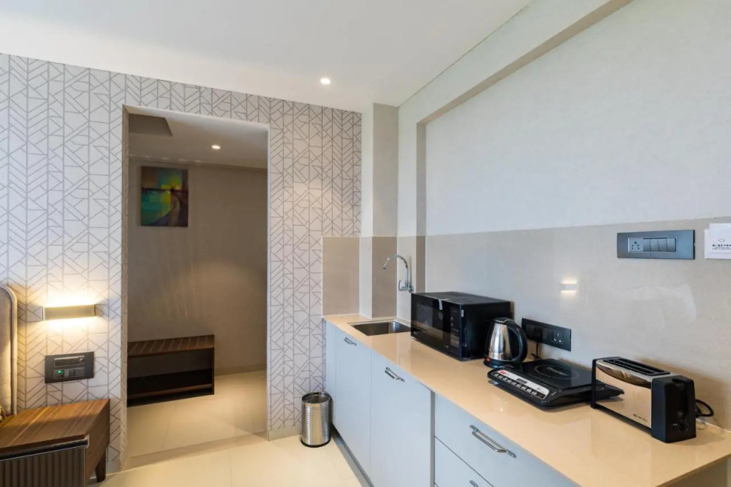 AR Suites Jewels Royale - Koregaon Park NX