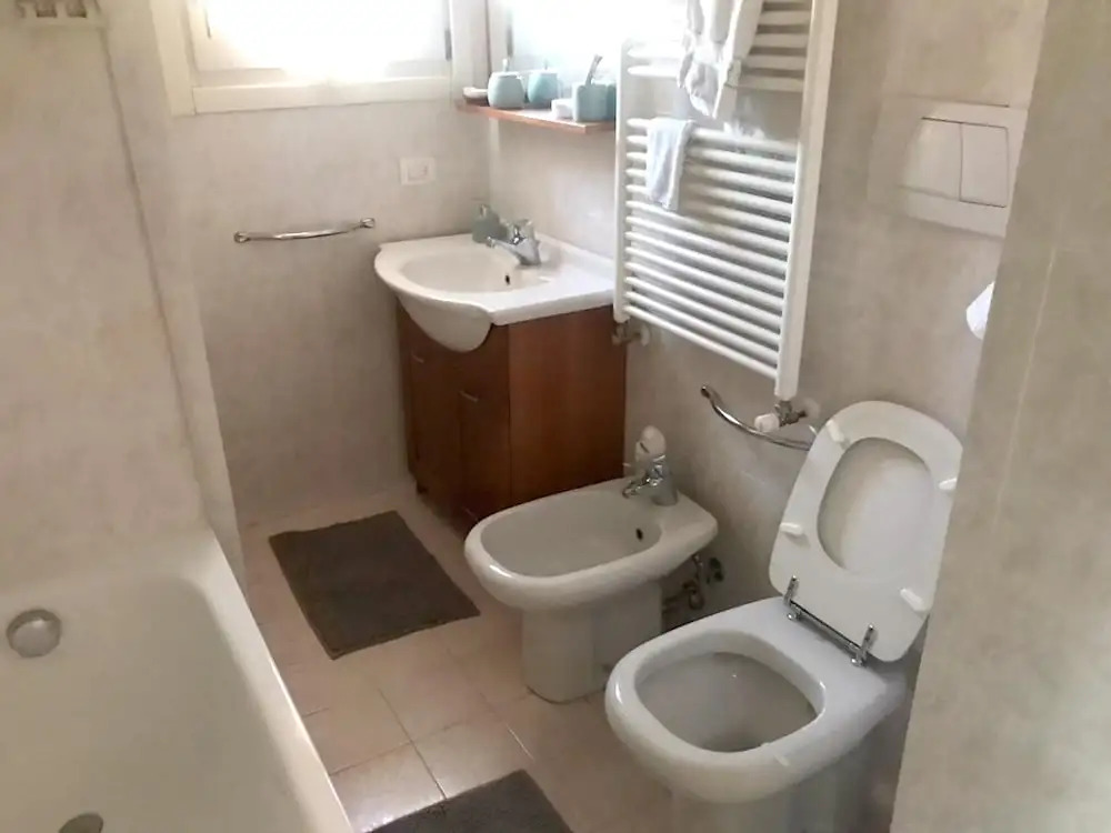 Apartment With one Bedroom in Ponticella, With Wonderful City View, Balcony and Wifi