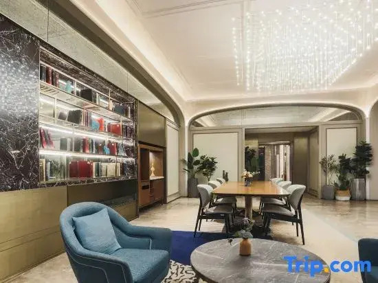 May  joys  Hotel