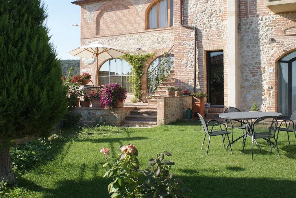Borgo Piaggiarella