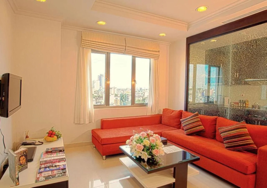 Mayfair Suites