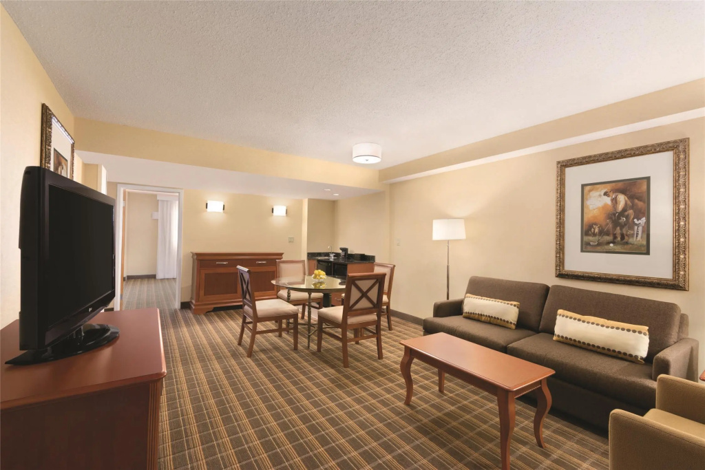 Embassy Suites Greenville Golf Resort & Conference Center