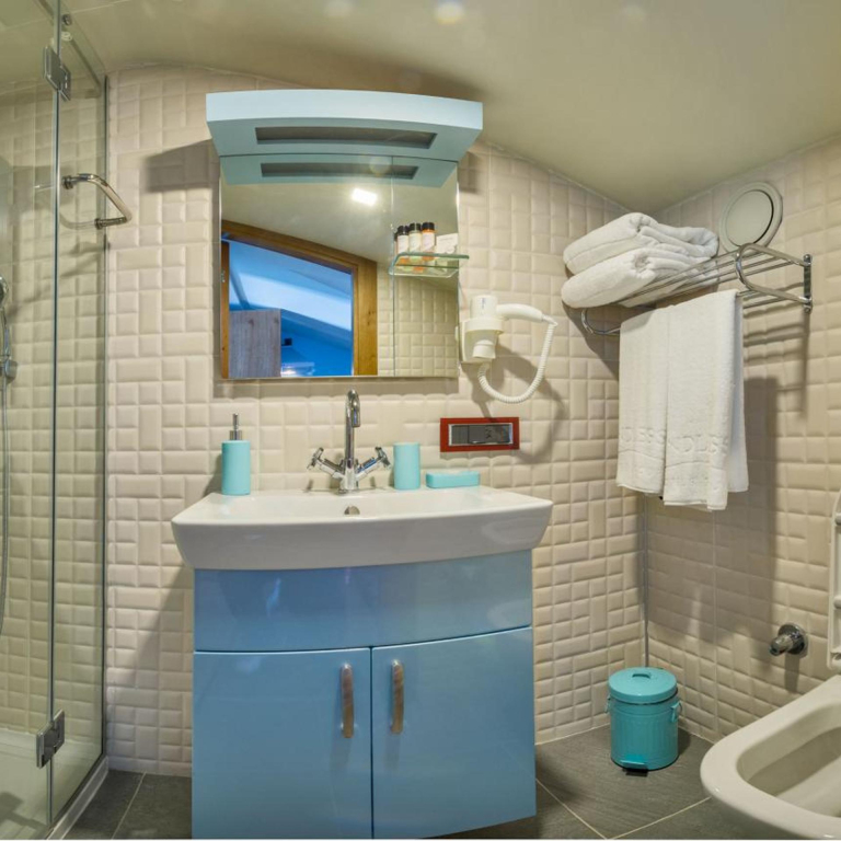 Taksim Istanbul Nis Hotel - Istiklal Street