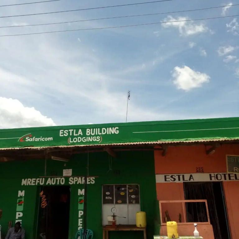 Estla Lodge