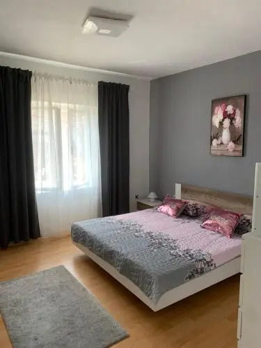 Apartment SARA