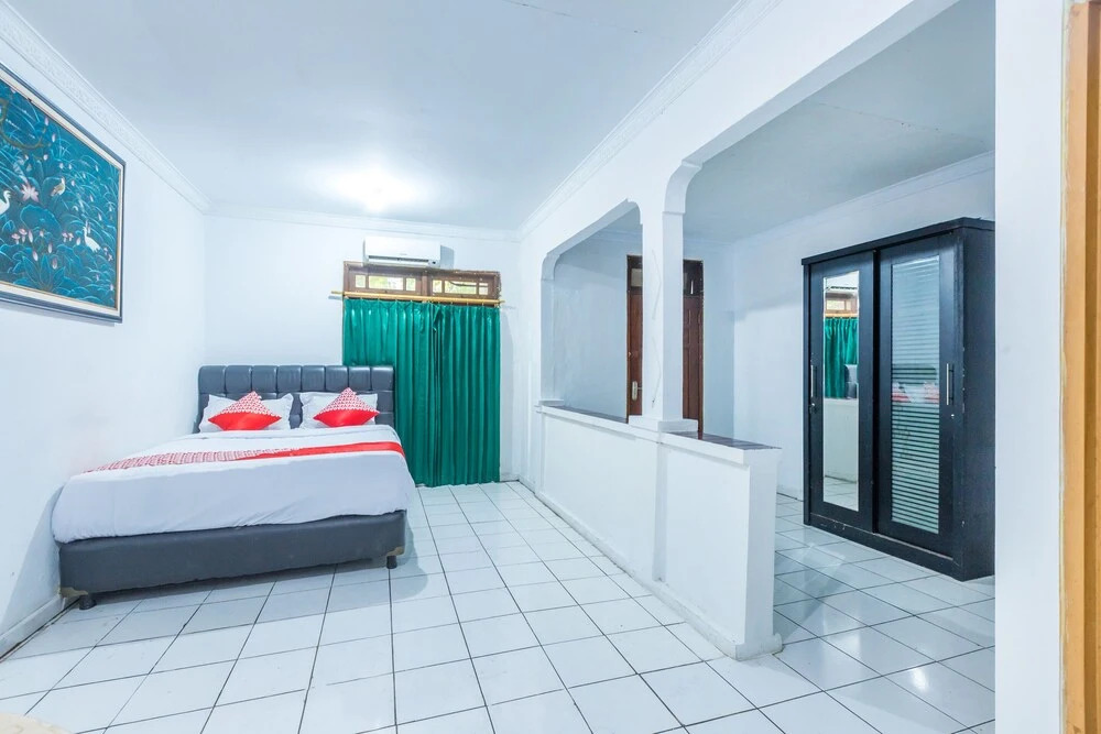 OYO 1424 Guntary Residence