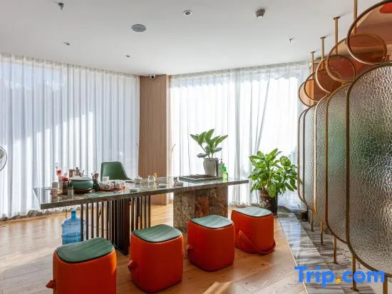 Pu'er Kaibang Hotel (Meizihu Children's Hospital Shop)