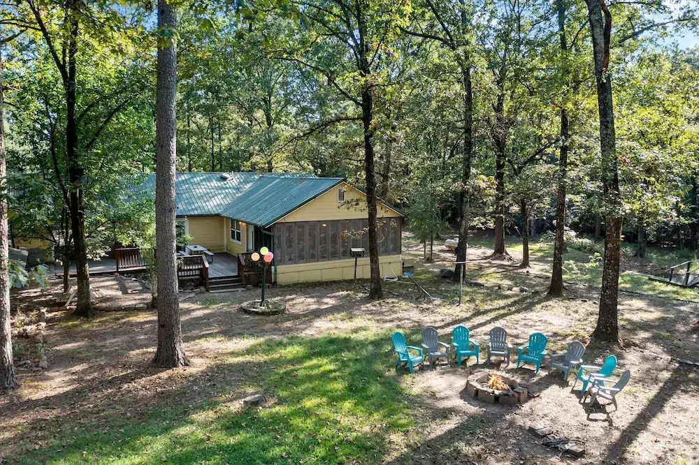 Family Friendly Cottage - Game Room+firepit+smores