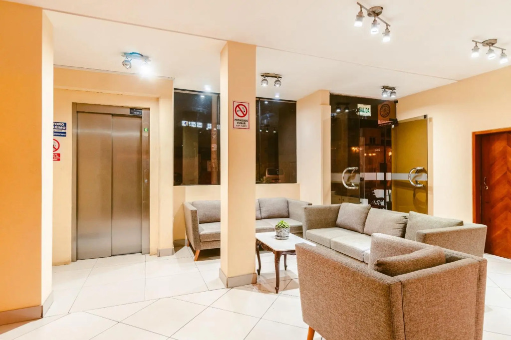 Cesar's Hotel La Merced