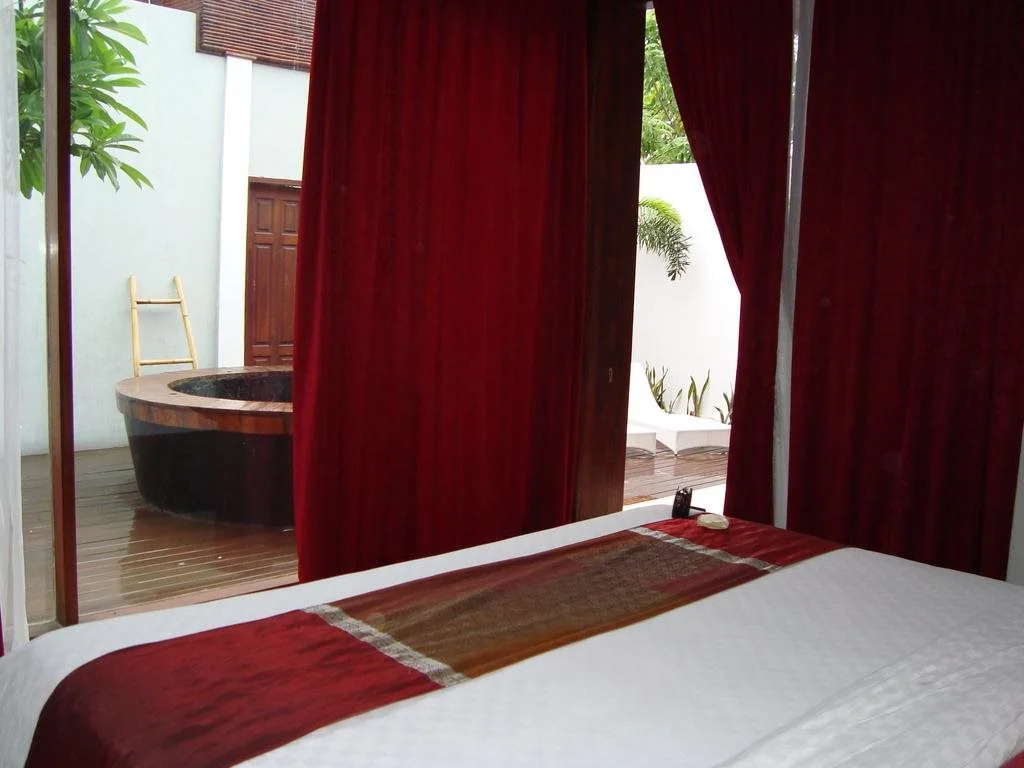 The H Rooms At Horizontal