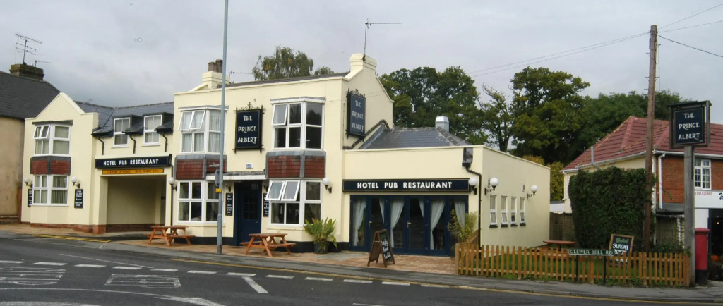 The Prince Albert Pub & Hotel with onsite FREE PARKING 2 minutes from Legoland
