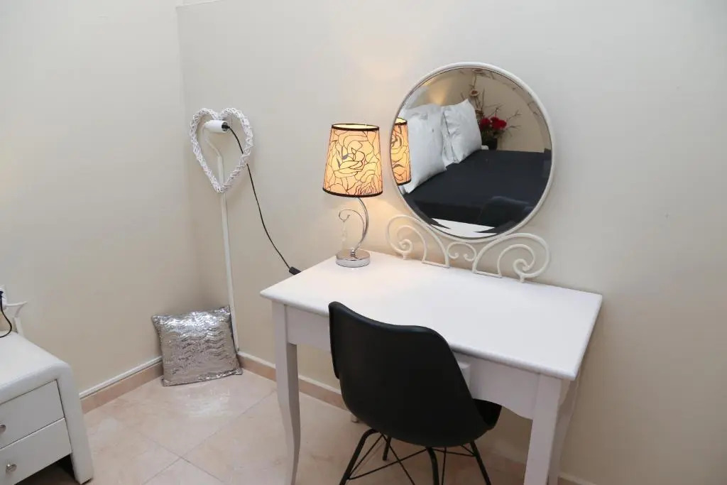 Chrysiida Apartment