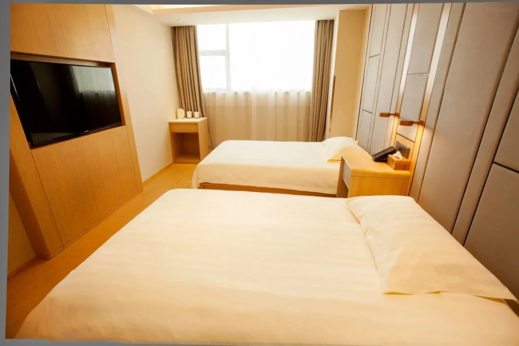 Homeinn Ripple Hotel (Shanghai Hongqiao Transportation Hub Jinghua Road)
